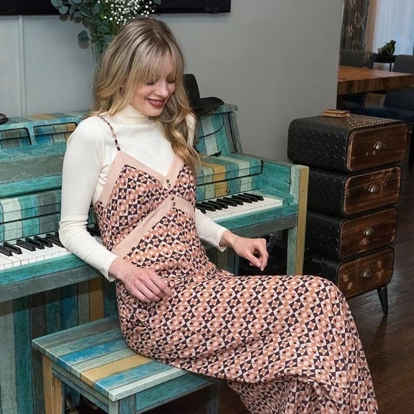 Coco + Jaimeson Brown Geo V-Neck Sleeveless Printed Spaghetti Strap Jumpsuit NWT - Picture 4 of 14